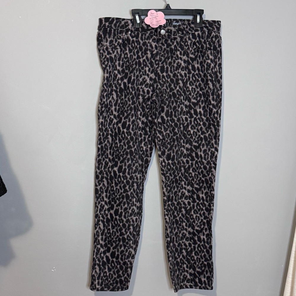 Apt. 9 Black and Gray Animal Print Pants